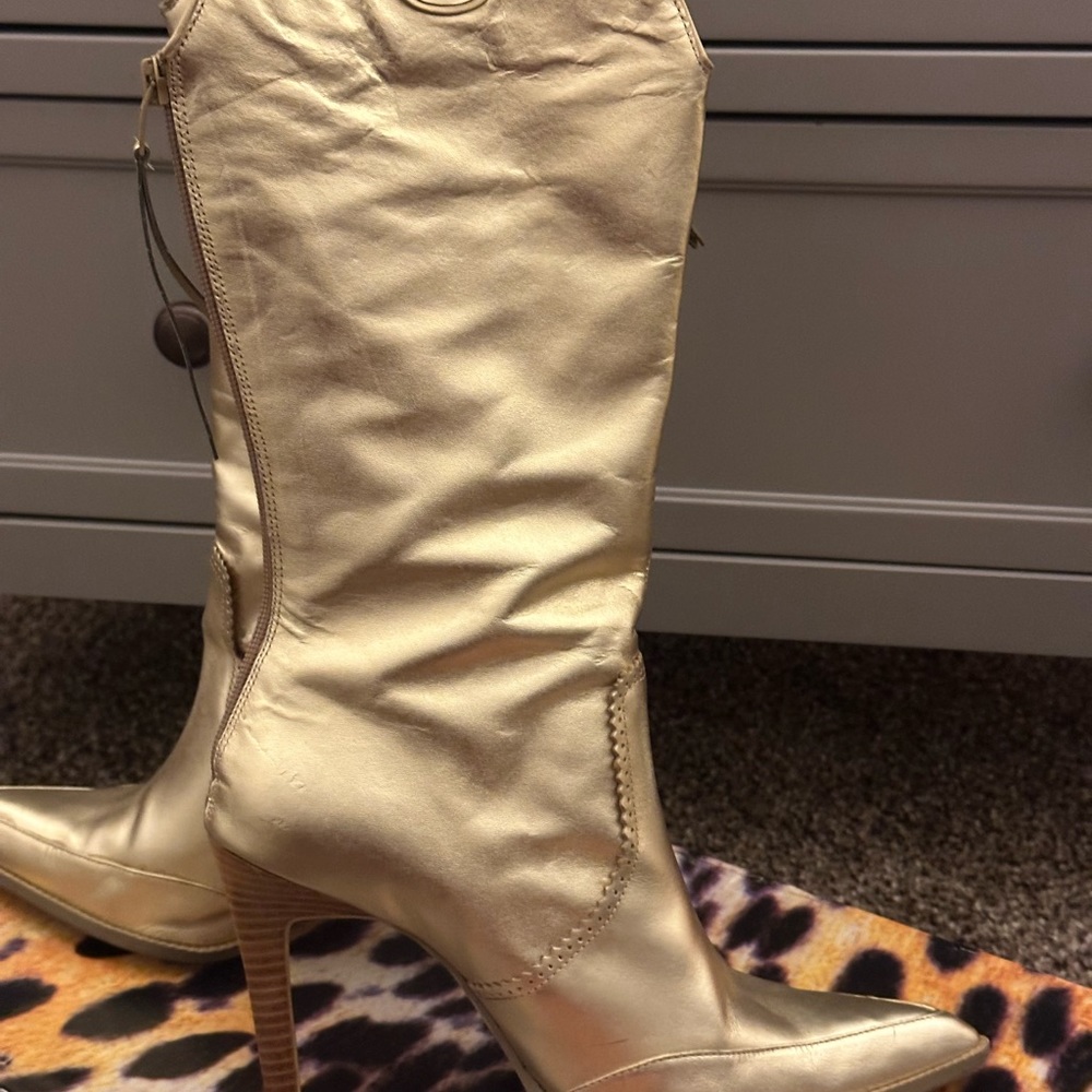 Gold Cowboy Boots❤️❤️❤️